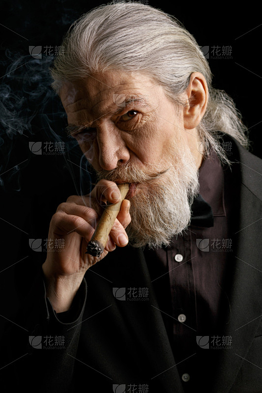 雪茄,老年男人,垂直画幅,幸福,人的头部...