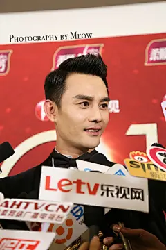 #王凯kkw# #王凯国剧盛典# 移动的表情包par... 来自一只猫爪Meow - 微博