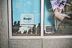 美国Target百货公司50周年纪念海报设计欣赏