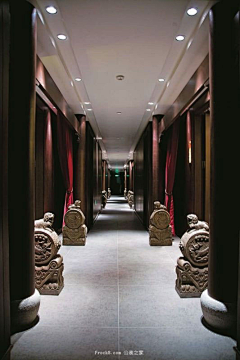 公装之家采集到餐厅设计