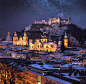 被雪覆盖的欧洲小镇，童话世界即视感。 ​​​​