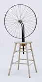 Bicycle Wheel
艺术家：杜尚
年份：1951
材质：Metal wheel mounted on painted wood stool
尺寸：129.5 x 63.5 x 41.9 CM