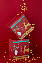 鹿米菓爆米花｜Lukang Popcorn : 鹿米菓爆米花禮盒設計​​鹿港鎮，舊稱「鹿仔港」，臺灣第一個由漢人移民建立的都會，曾是清代台灣經濟貿易中心，鹿港是清代漢族家族移居重鎮,是少數保留完整漢族習俗、文化、文物、古蹟的台灣古鎮，而在地鹿港人也深以此為榮，盡量保持古文物、習俗並與之和睦相處，因此廟會活動頻率與規模為臺灣最重要。地方特產方面，則以蝦猴、地方傳統小食、傳統糕點、傳統工藝最為人所知。鹿米菓位於這個充滿文化的小鎮，將在地的特產麵茶結合西式的爆米花製作，希望遊客遊走鹿港老街中，能聞到陣陣爆米花香