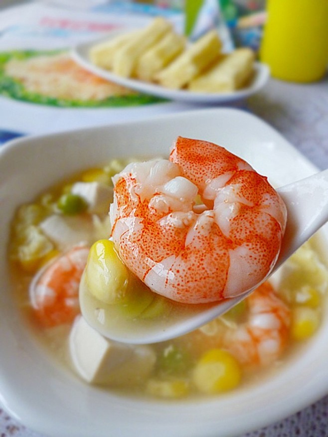三鲜豆腐羹：豆腐300克（可以随自己的喜...