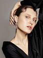 4e6c0e28a86fa6ec180626_nb_F_Jewelry_05.jpg