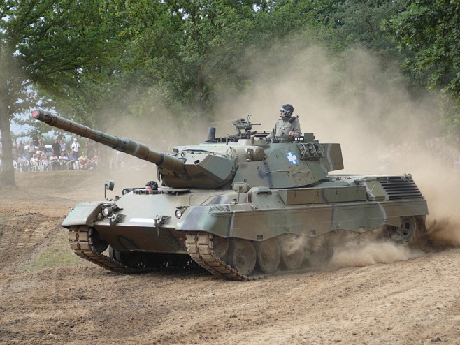 豹1主战坦克