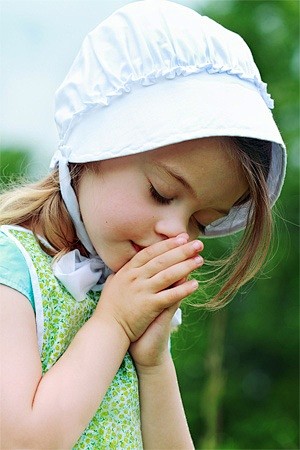 Child in prayer