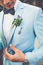 men fashion,blue suit,man in blue suit,men wearing suit,blue outfit,men blue outfit,blue outfit picture,blue outfit photo,