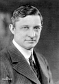 威利斯·开利（Willis Haviland Carrier，1876年11月26日－1950年10月7日），美国工程师及发明家，是现代空调系统的发明者，开利空调公司的创始人，因其对空调行业的巨大贡献，被后人誉为“空调之父”。