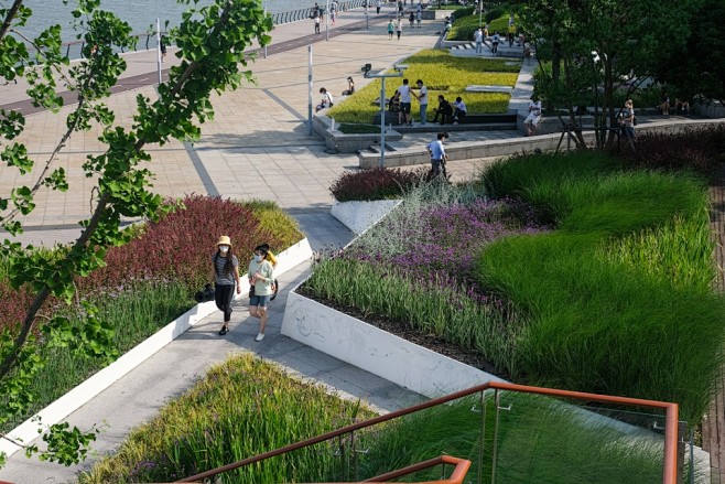 上海西岸滨水公共空间 / Hassell...
