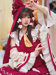 【真人】女cos-花瓣网|陪你做生活的设计师 | 动作参考合集｜“一些之前拍过的动作”