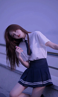 凌落斌采集到jk小姐姐