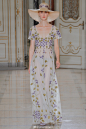 #泡泡袖礼裙#
Luisa Beccaria 2016春夏秀场 ​​​​