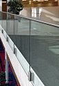 Stair balustrade MOD 0763 Easy Glass® Collection by Q-RAILING ITALIA: 