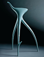 【W.W.Stool】
这个看起来象外星生物般的坐椅，原本只是一把虚拟椅子，它是著名设计师菲利普·斯塔克（Philippe Starck）于1990年专为德国电影导演Wim Wenders的未来办公室虚拟设计的一把椅子，名为W.W.Stool。1994年，德国著名设计博物馆Vitra生产并收藏了这把科幻椅。
