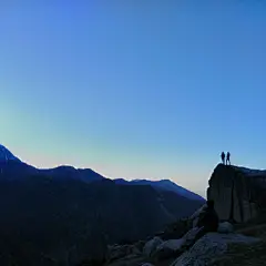 景观
山
日落

人
女人
汽车

一个男人在阳光照射的树林中亲吻女人的额头

人
男
女

人
女人
街

浪漫
拥抱
关系

海滩
一起
人

婚礼
爱
黑与白
Unsplash
由世界上最慷慨的摄影师社区赠送的美丽，免费的图像。比任何版税免费或股票照片更好。

关于
博客
商店
招聘
开发者/ API
按
联系我们
帮助中心
产品
探索
集合
Unsplash for iOS
Unsplash壁纸为macOS
Unsplash Instant for Chrome
流行
公共领域的图像
免费股票照片