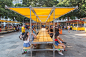 里约‘连接’装置，彩色脚手架与吊篮提供市民空间,© Renato Mangolin