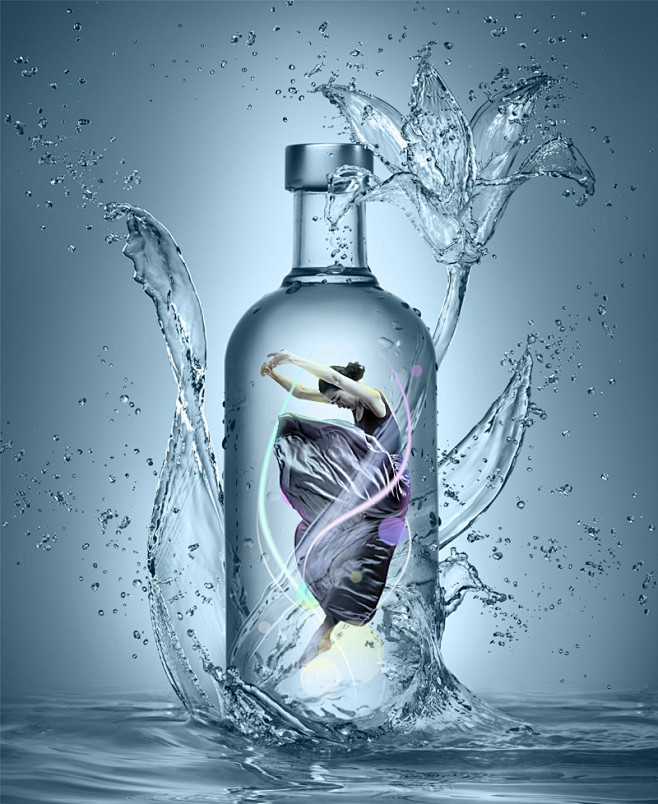 ps快速把美女合成到水花四溅的玻璃瓶中