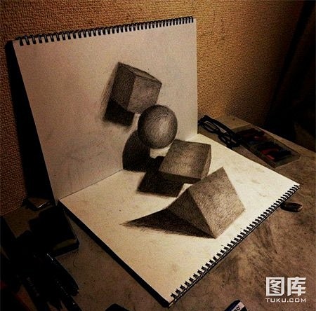 日本艺术家创作的超逼真的3D立体素描画(...