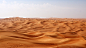 沙漠荒丘龟裂地面背景