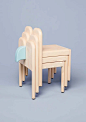 儿童家具应该启发孩子们思考新的形状、人物和故事。Anuk是一种儿童座椅系列，由一个带扶手的大椅子和一个可堆叠的小版本组成。这些椅子是由实木制成的，有独特的柔软，圆润的形状和精致的细节。他们的特色在于如何将它们个性化地塑造成人物。一个简单的插件系统可以把椅子变成激发创造力的玩具。通过添加不同的鼻子或耳朵元素，孩子们把椅子变成幻想中的小动物和小动物，使它们成为自己的椅子。他们还可以用彩色纸、面团、粉笔、木制元素或其他材料对椅子进行个性化设置。