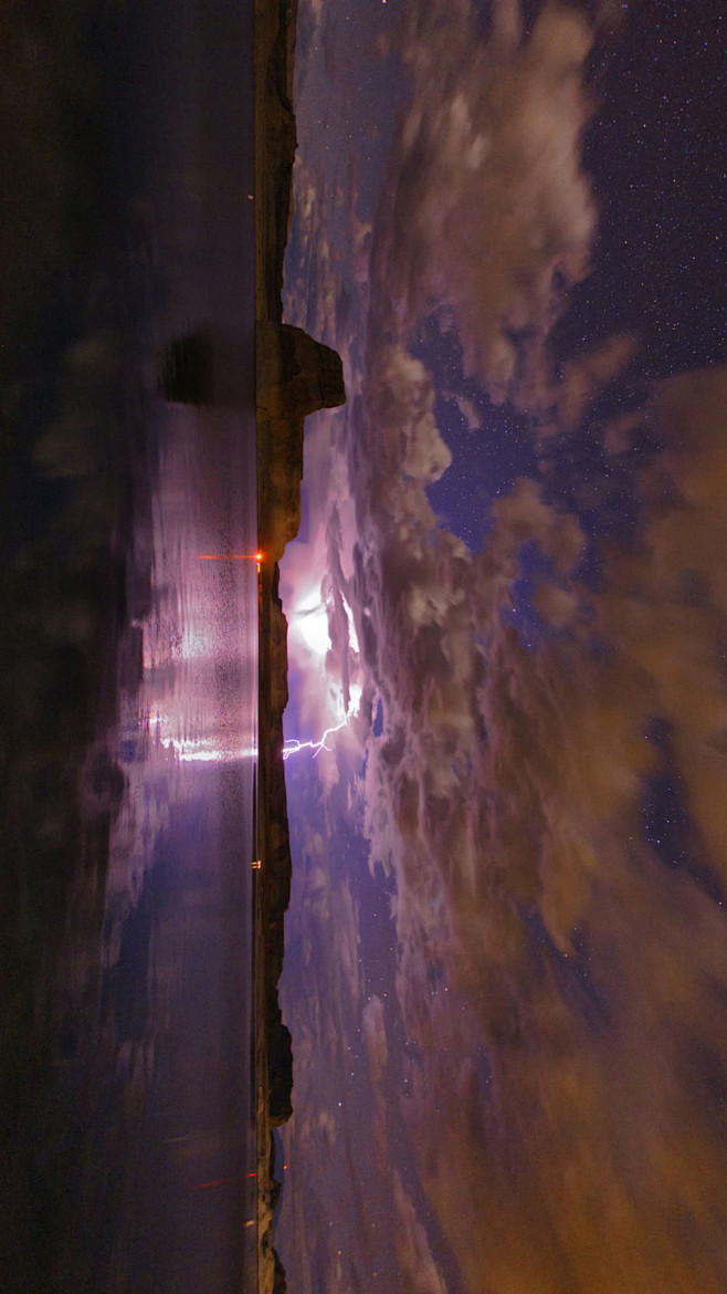 鲍威尔湖上空的雷暴，美国亚利桑那州 (©...