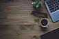 笔记本电脑 苹果手机 笔记本 电脑 的MacBook 工作 表 书 咖啡 光 木 iPad的 技术 白色 茶 地板 杯子 互联网 片剂 工作区 自然 办公室 棕色 通讯 商业 黑色 布 概念 形状 小工具 无线 有机 小样 地板 计算机技术 工作地点 业务技术 麻布 麻布纹理