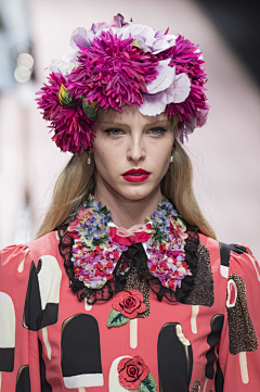 三天er采集到Dolce&Gabbana2019年春夏高级成衣时装发布
