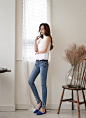 ▼SonYounJu▲150129图片_SC店更新(樽领无袖微透衫&休闲针织外套_孙允珠吧_百度贴吧
