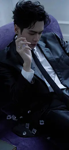 张若昀 壁纸 采集@Sammi_Huang