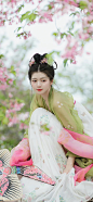 人间三月
草长莺飞
采集@别致的七
cr：南熏