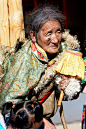 藏族风情人物