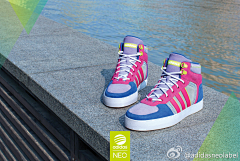 放屁要有节奏采集到鞋包创意摆拍