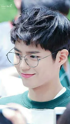 ?男女明星「手机锁屏壁纸」喜欢右下角 38770651542034105701 ​