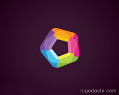 無奈的雲采集到logo设计