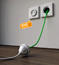 【伸缩自如的墙壁插座 (Rambler Socket Built-in Wall Extension Cord)】，创造性地在插座内部预留了1.5米的延长线，并配备了在吸尘器上常见的弹簧自收缩系统，需要的时候，握住两侧的卡簧就能将插孔部分取下，按需延长。不用的时候，又可以在弹簧的作用下，将延长线收紧至插座内部，然后，将插孔部分重新嵌在插座上即恢复原状。