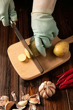 土豆切片蔬菜食材素菜美食摄影图