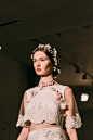 Reem Acra Bridal Fall 2015 - Wedding Style Inspiration  LANE 、 #时尚秀# #时尚T台秀# #服装服饰细节# @予心木子