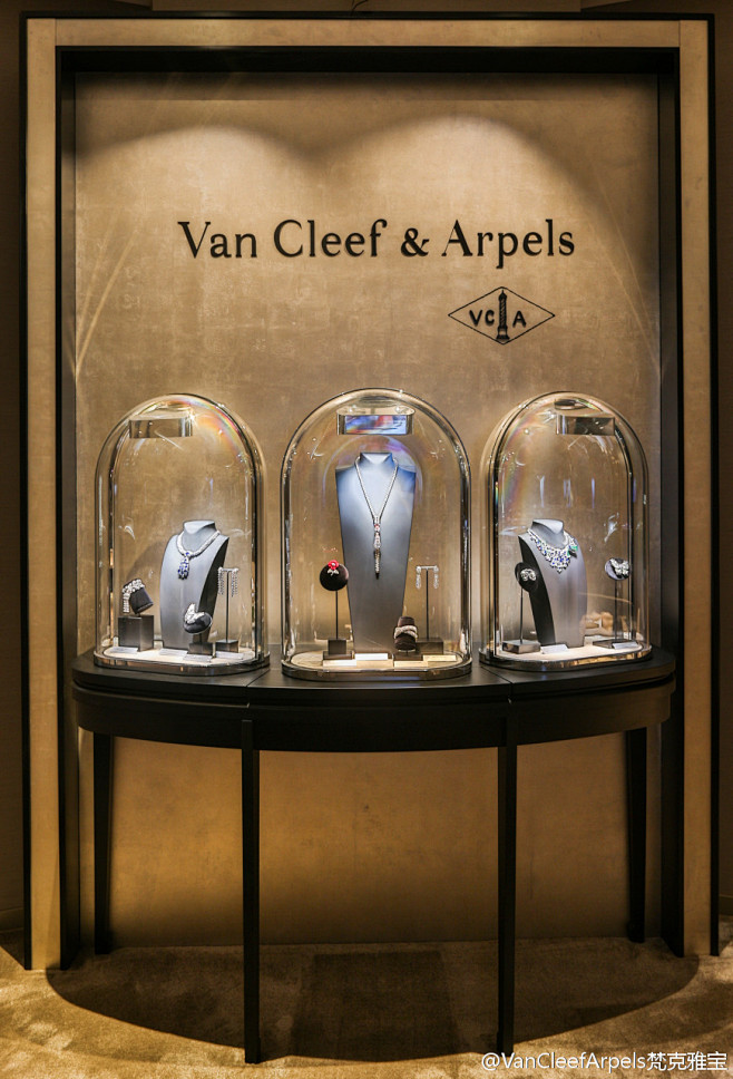 VanCleefArpels梵克雅宝的微...