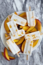 椰汁芒果棒冰！
Coconut-Mango White Rum Pops
via @莲姬
精选 @花瓣美食