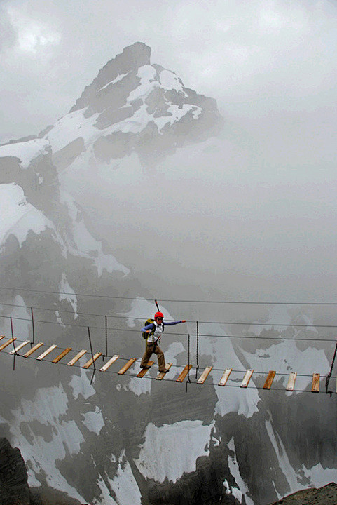 Sky Walking, Mt. Nim...