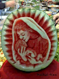 好棒的西瓜雕刻藝術-母愛的光輝! #水果#