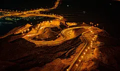 夜晚 灯光 山路 曲折 5K壁纸 高清 风景 @ 高清原图下载 - 4K高清壁纸