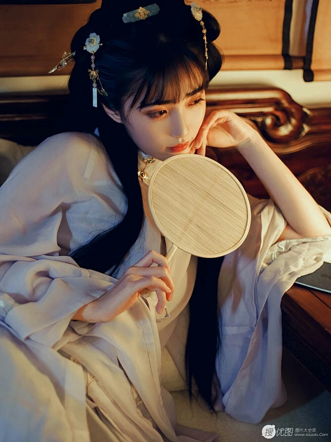 古风美女合集，古装汉服美人唯美摄影艺术图片图集 - 搜优图片网-花瓣网