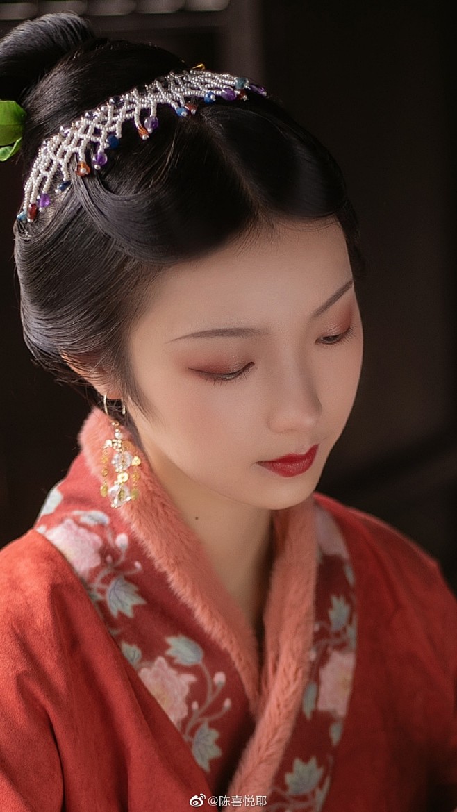 明代璎珞围髻
