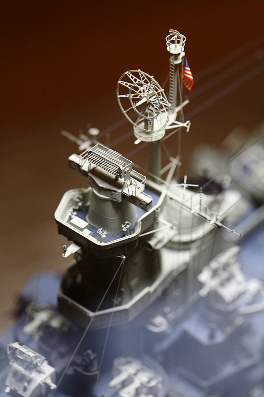 1:350  USS BB-63 Mis...