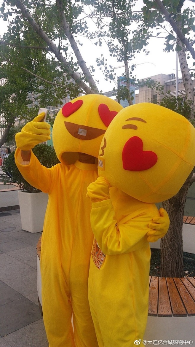 #我们分手吧#大周一，不好好上班，集体闹...