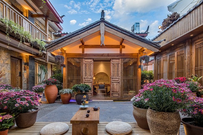 纳西族特色建筑
四合院，三合一照壁