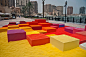 30吨彩色沙子的互动艺术“梦想城市”