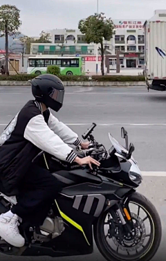 想恋‘采集到机车